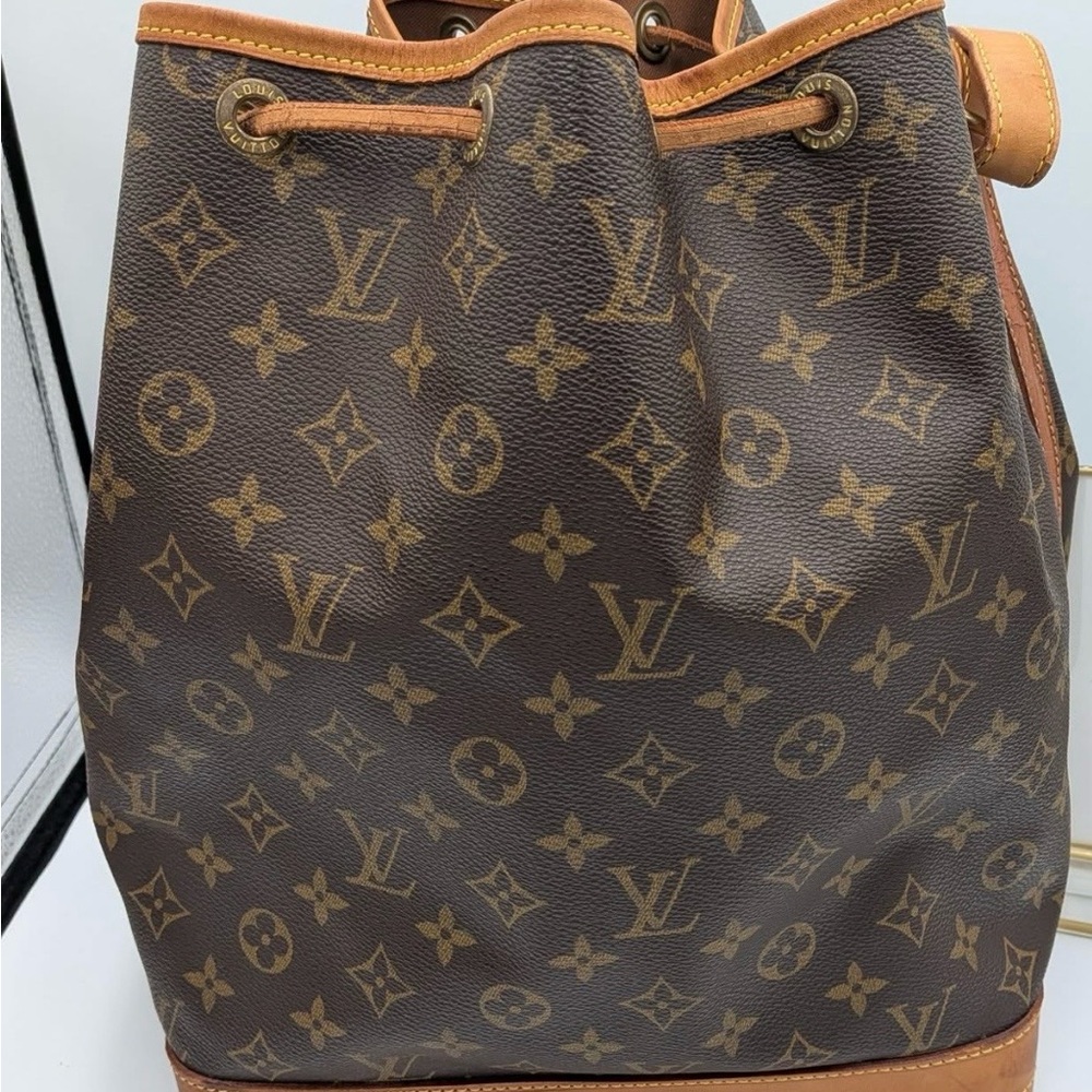 Louis Vuitton Monogram GM Noe - Picture 2 of 6